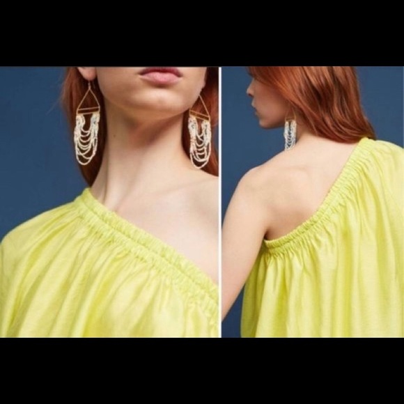 NWOT Anthropologie On Shoulder Top - Picture 2 of 4